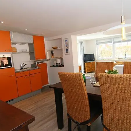 Haus Roseneck App.1 * Hörnum