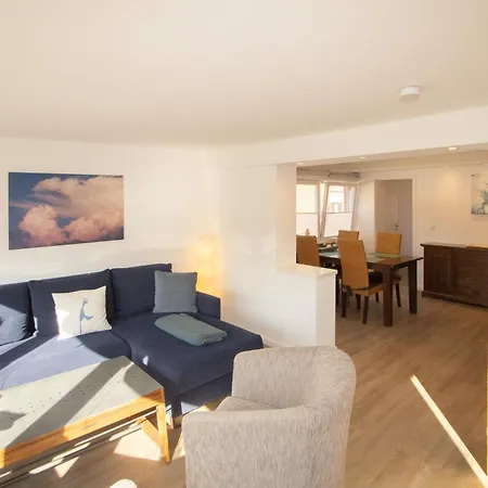 Haus Roseneck App.1 *